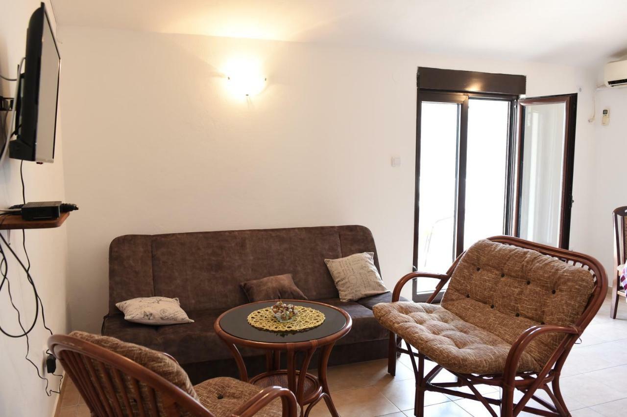 Apartments Krivokapic Prcanj With Bay View Kotor Exterior photo