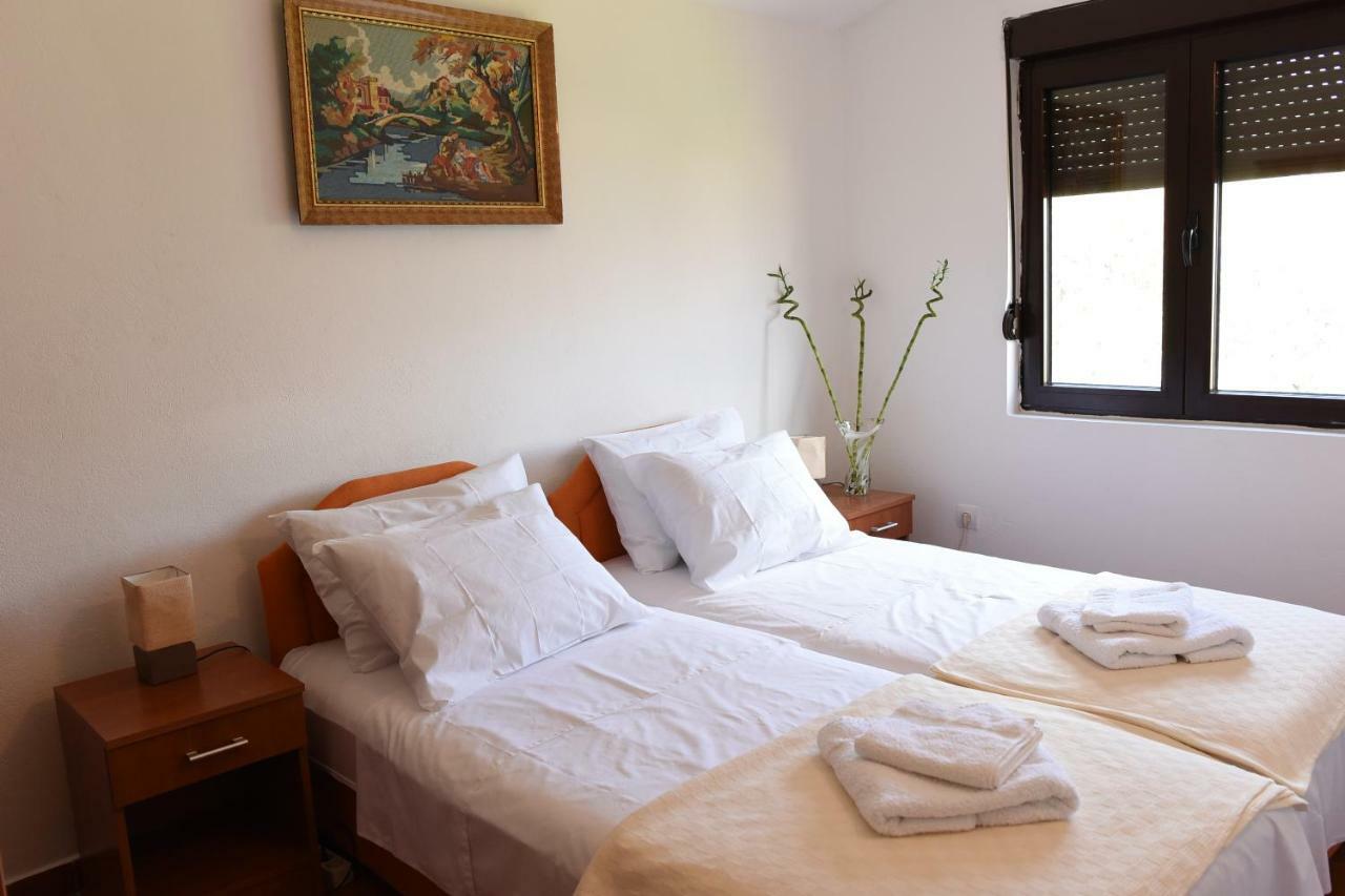 Apartments Krivokapic Prcanj With Bay View Kotor Exterior photo